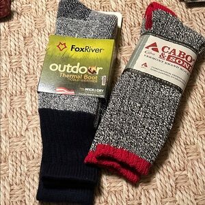 2 pairs outdoor mens socks - 1 Fox River Outdoor - 1 Cabot & Sons Vermont socks